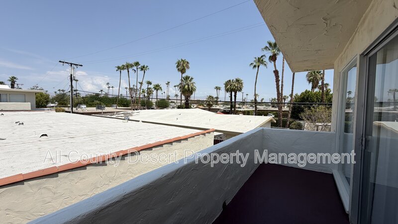 Building Photo - 550 El Cielo Rd