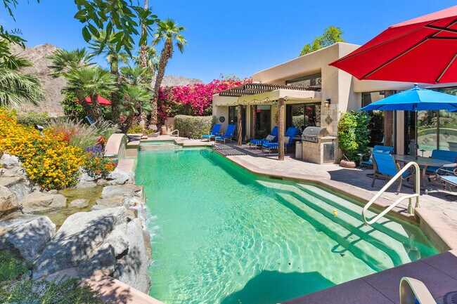 Building Photo - 76900 Avenida Fernando