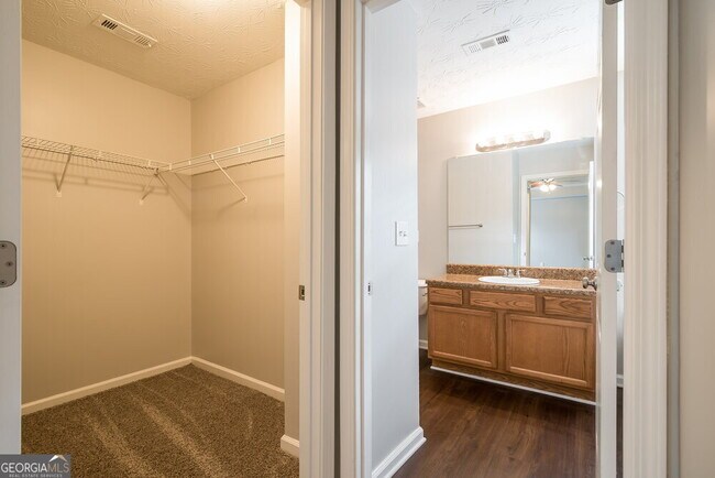 Building Photo - 1114 Dunaway Dr