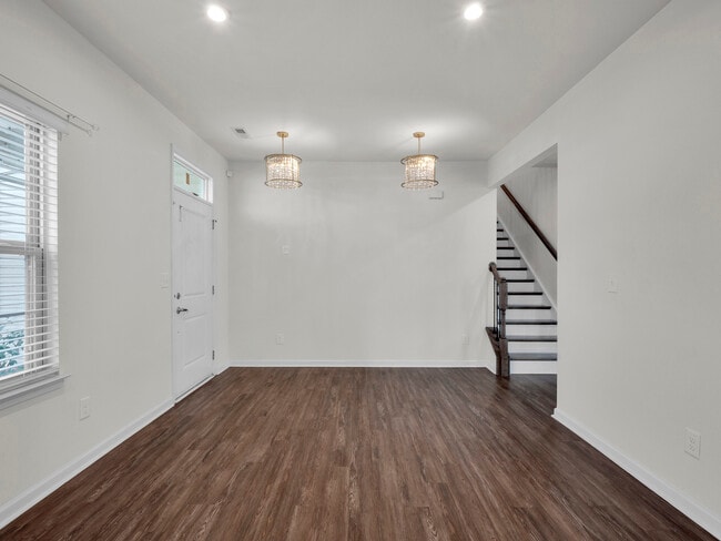 Building Photo - 7023 Waterwheel St SW