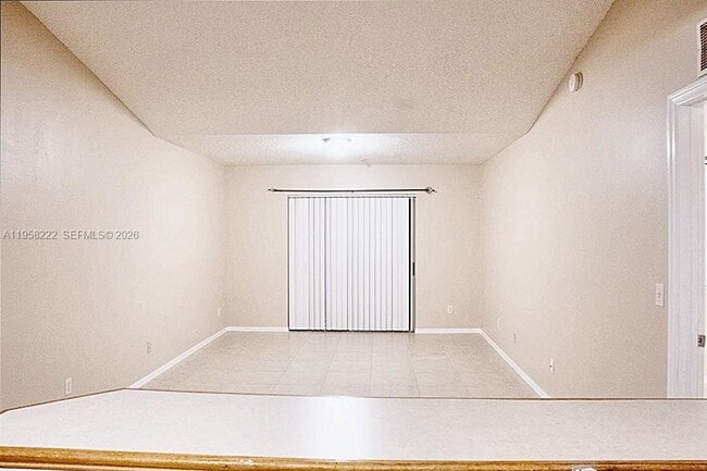 Building Photo - 9909 Westwood Dr