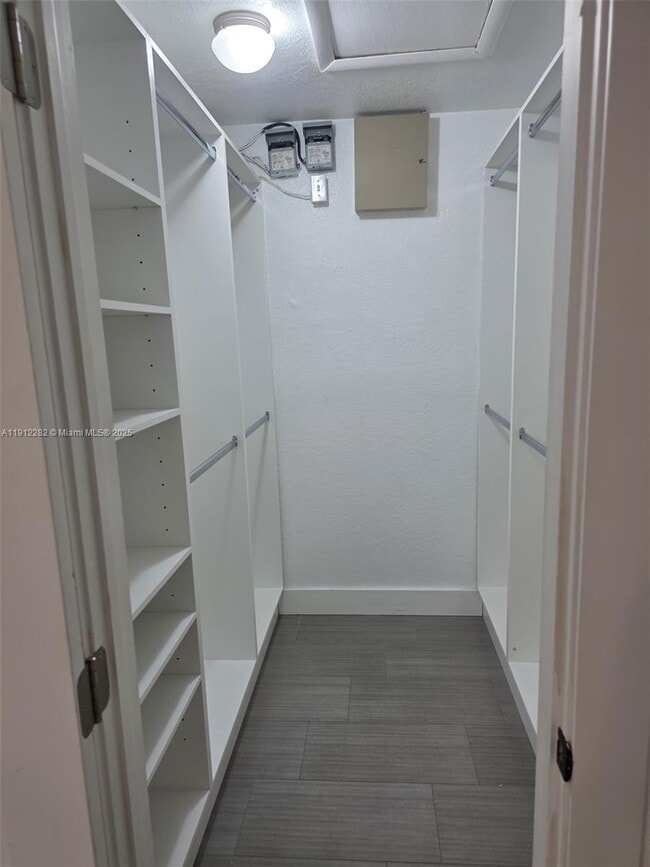 Building Photo - 8090 W 18th Ct