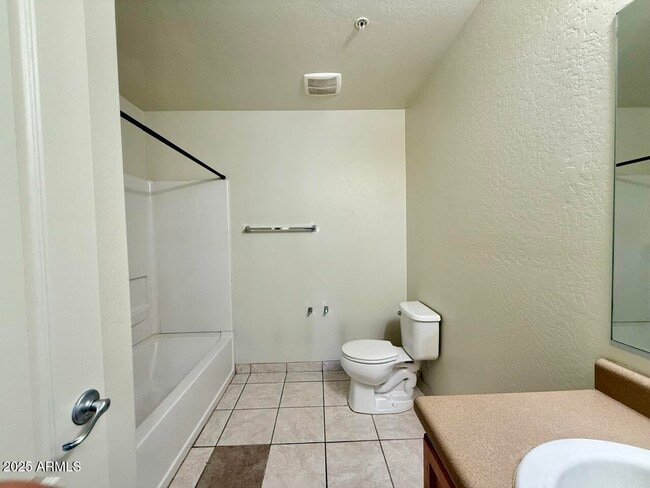 Building Photo - 1520 N 80th Dr