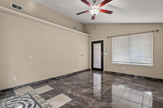 Building Photo - 804 Desert Cactus Dr
