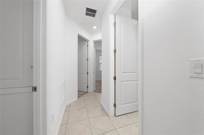 Building Photo - 1133 Mattie Pointe Blvd