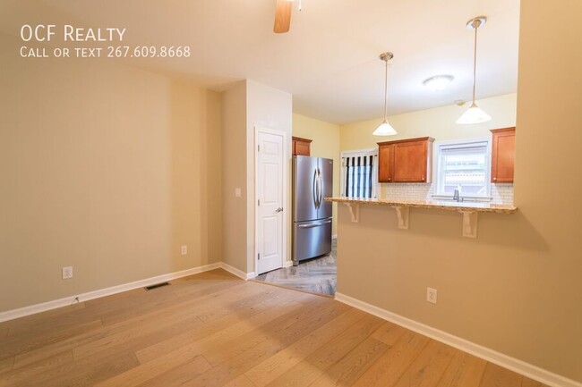 Building Photo - Three Bed Fishtown Home