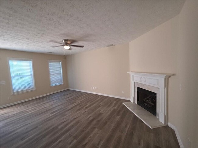 Building Photo - 3856 Shenfield Dr