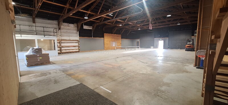 Building Photo - 6875 W Woodard Wy