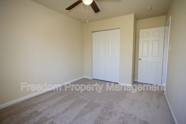 Building Photo - 10270 Cub Run Ct