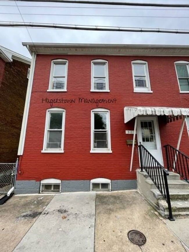 Salem Ave Duplex 565 Salem Ave Hagerstown MD 21740 Apartment Finder