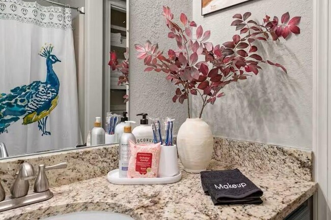 Building Photo - 15 Churchill Dr