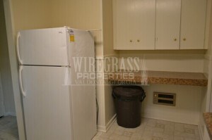 Building Photo - 2 Bedroom single family home