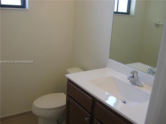 Building Photo - 16585 SW 42nd Way