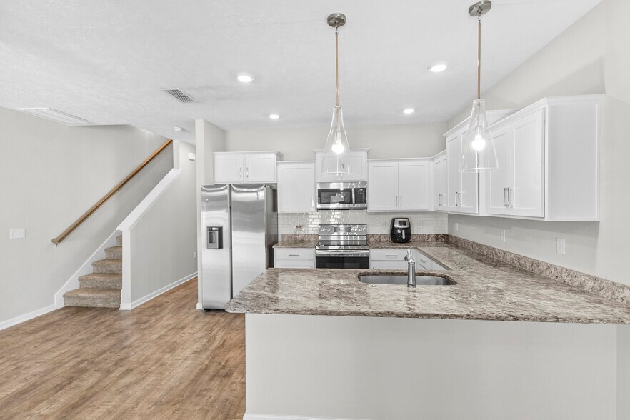 Building Photo - 4204 Spyglass Dr