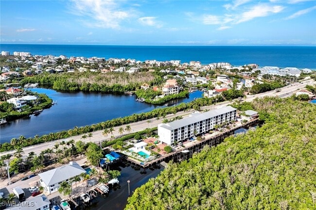 Building Photo - 5220 Bonita Beach Rd SW