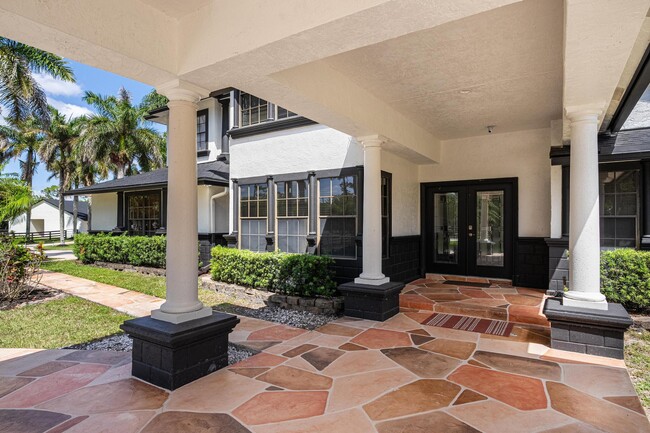 Building Photo - 6186 Duckweed Rd
