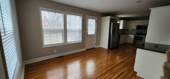 Building Photo - Wonderful 3 bed 2.5 Bath in Waldo! Available Now!