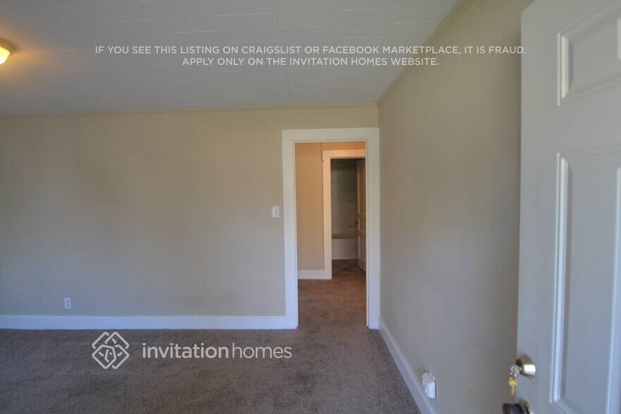 Building Photo - 1908 Whitsett St