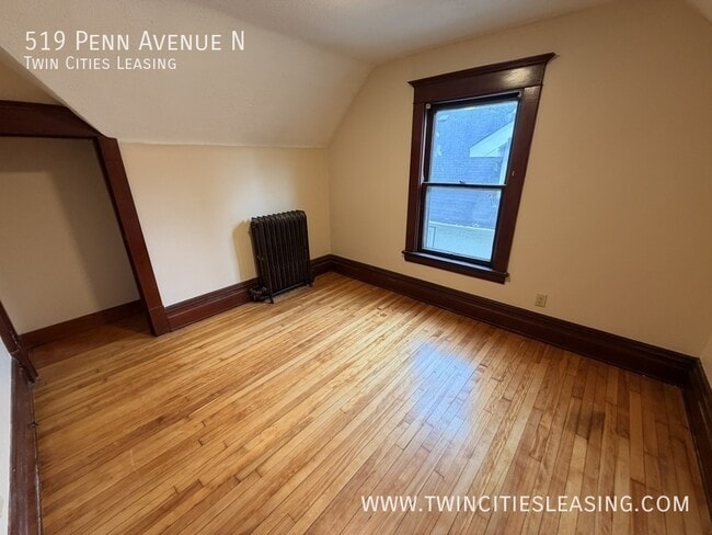 Building Photo - 519 N Penn Ave