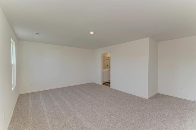 Building Photo - 2661 Seeley St