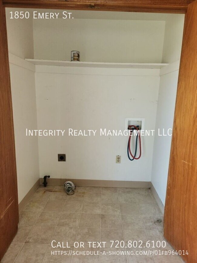 Building Photo - 1850 Emery St