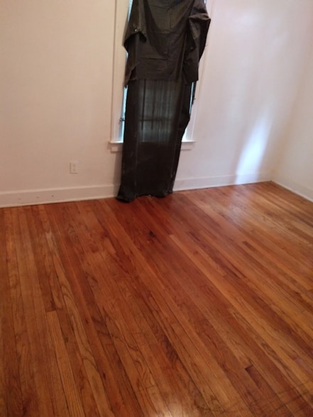 Building Photo - 15003 Ardmore St