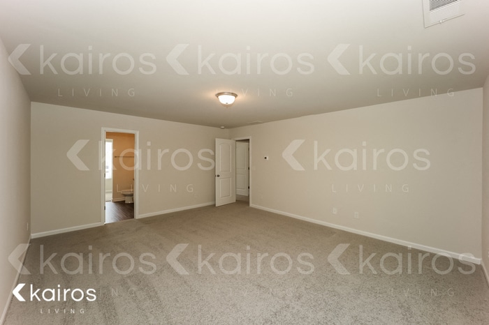 Building Photo - 234 Fox Chase Wy