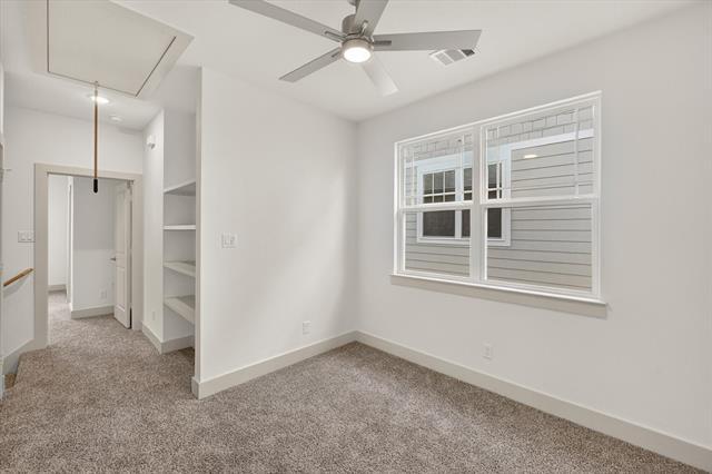 Building Photo - 502 E Kimball St