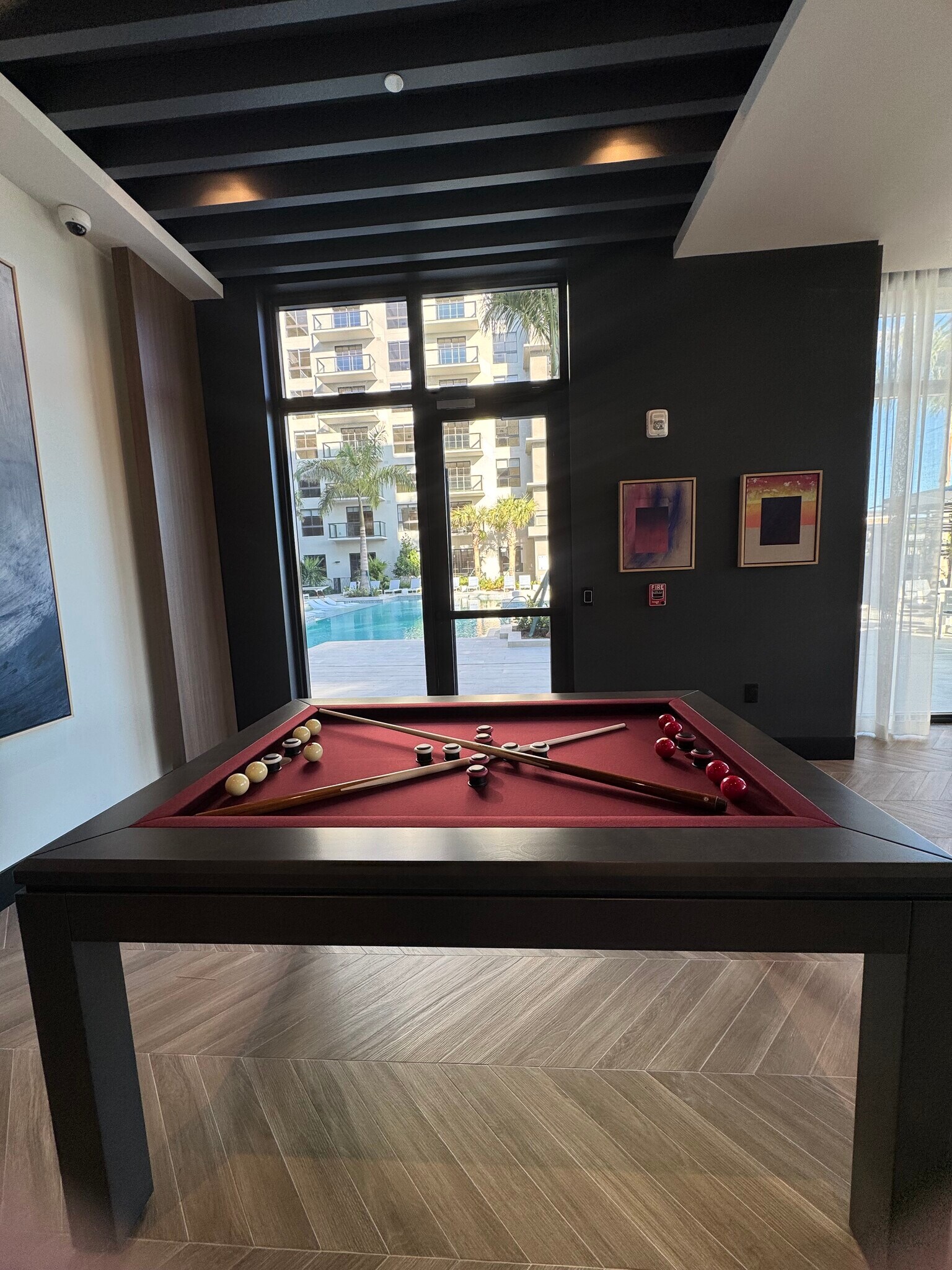 Building Photo - 1640 NE 125th St