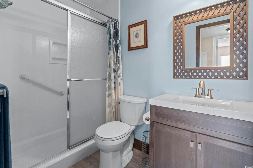 Building Photo - 2257 Huntingdon Dr