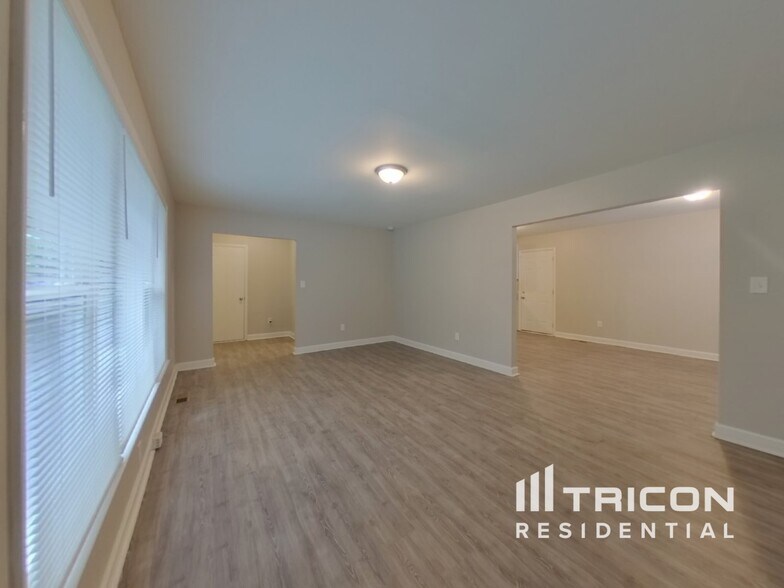 Building Photo - 6638 Brunning Glen Ct