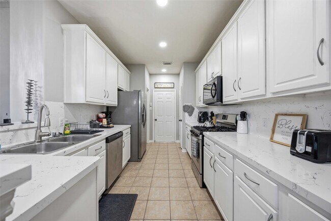 Building Photo - 71 Summer Haze Cir
