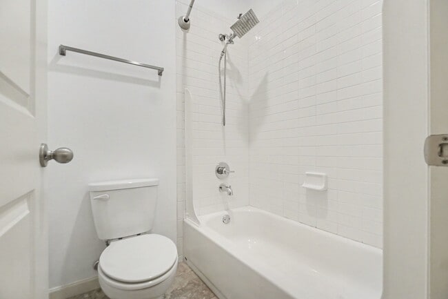 Building Photo - 3413 Omega St