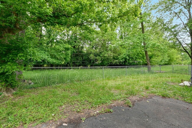 Building Photo - 5415 Distler Ln