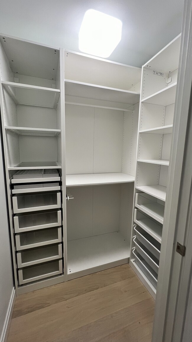 Building Photo - 133 Seaport Blvd