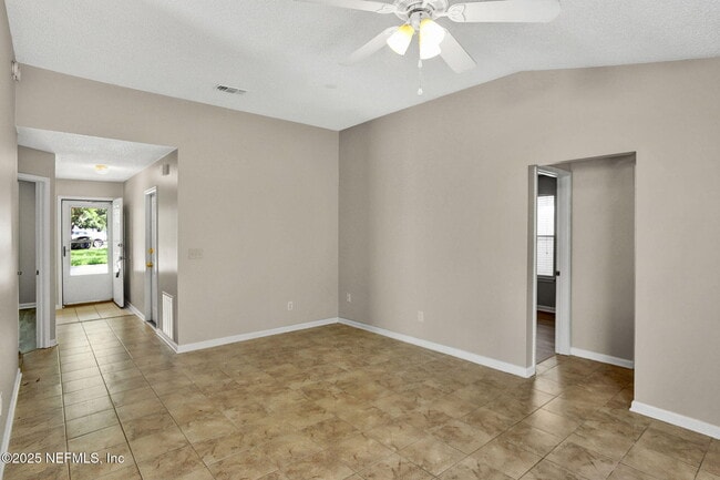 Building Photo - 2067 Wax Myrtle Ct