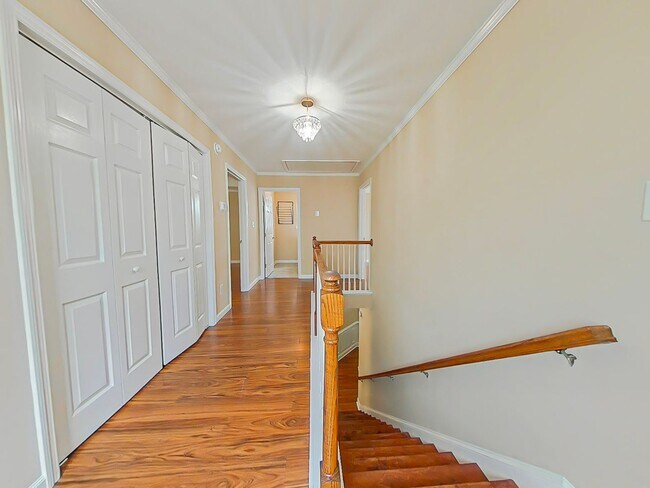 Building Photo - 3 Bed 2.5 Bath Home near Lakeside Highschool