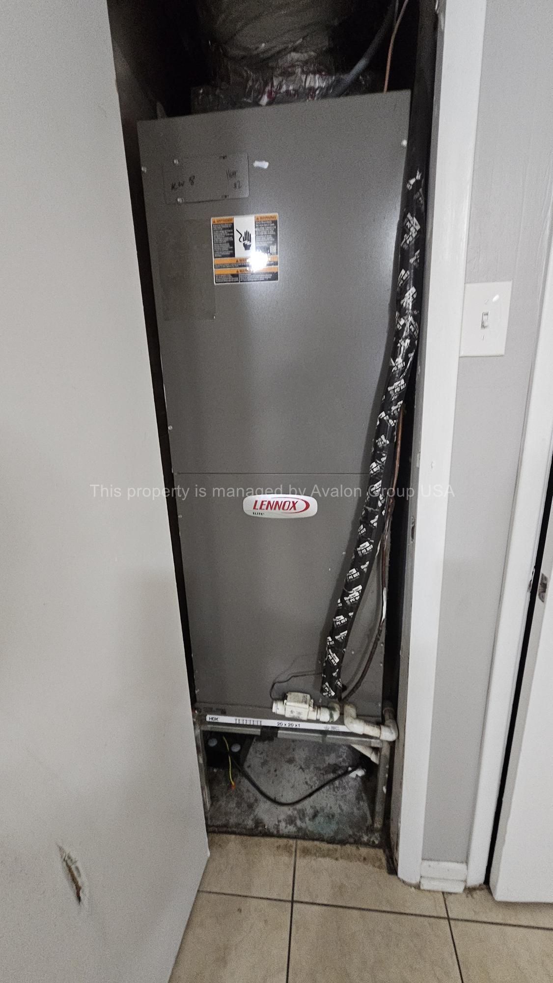 Building Photo - 9504 Evesham Rd