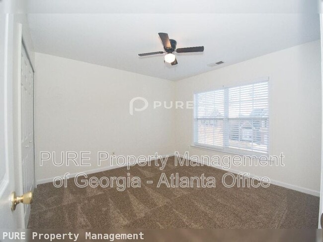 Building Photo - 4363 Walforde Blvd