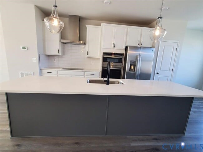 Building Photo - 8833 Foxway Rdg Ln