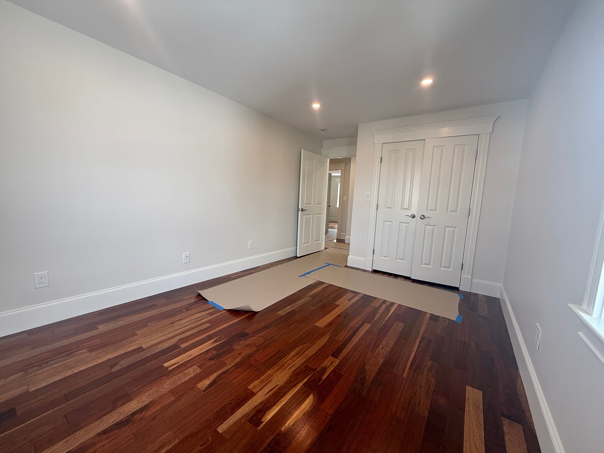 Building Photo - 100 Dartmouth St