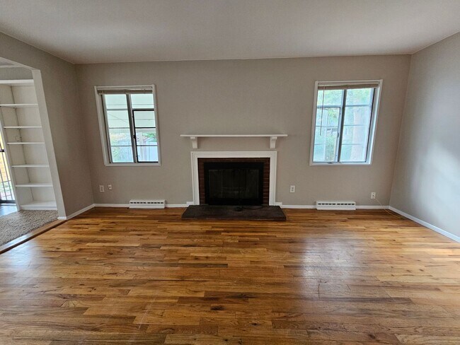 Building Photo - Virginia Village 4 Bed 3 Baths Large Yard ...