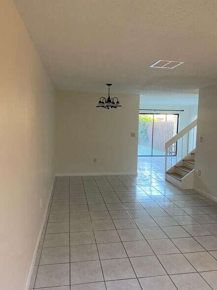 Building Photo - 13343 SW 59th Terrace