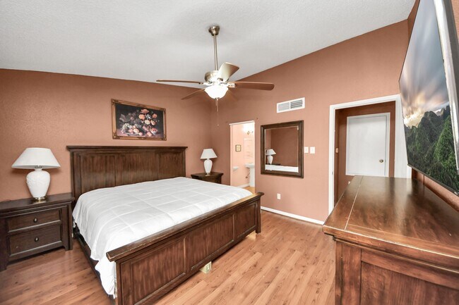 Primary Photo - 3600 Jeanetta St