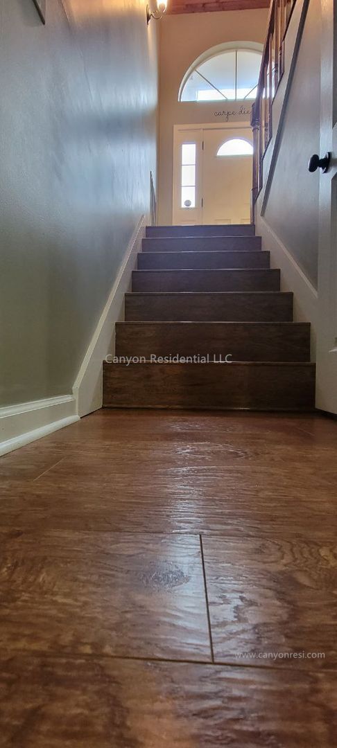 Building Photo - Recently Renovated!!Beautiful 4BR home.