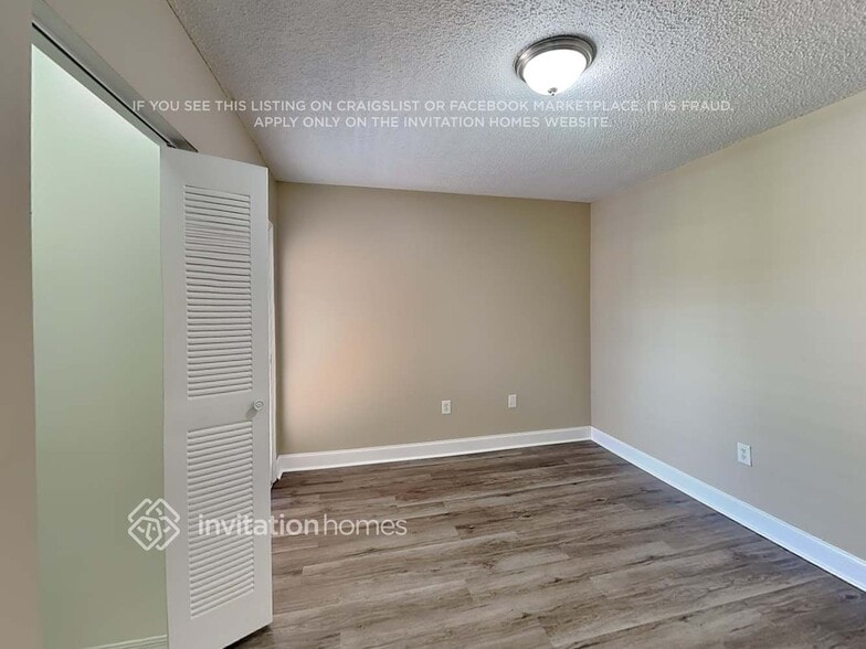 Building Photo - 8721 SW 159th Pl