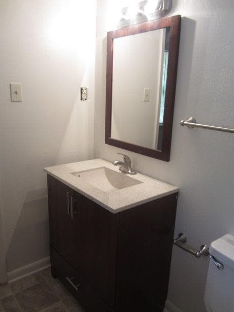 Building Photo - 313 Somerset Dr