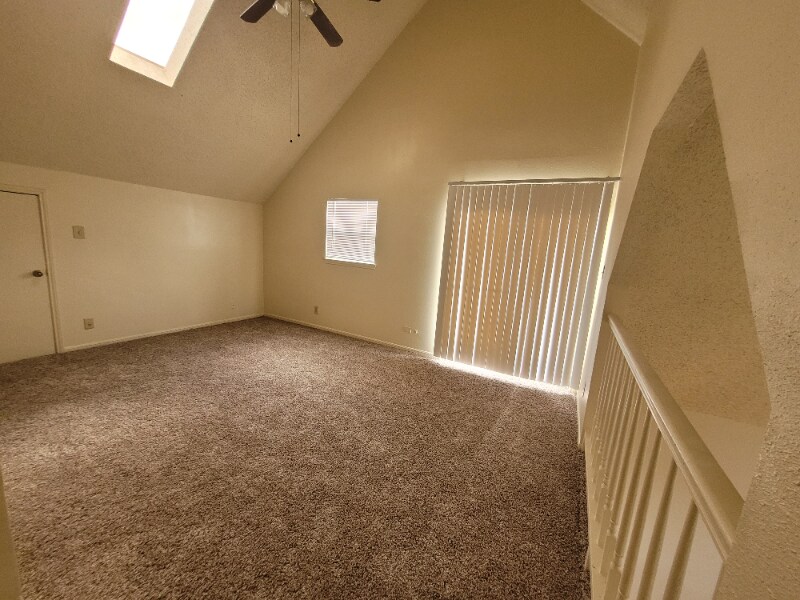 Building Photo - 6303 Windsor Castle