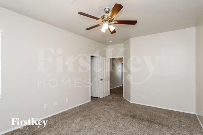 Building Photo - 9825 Venus Lake Ct