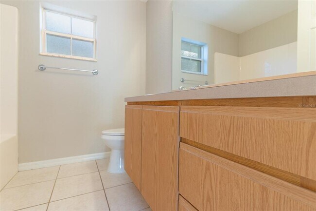 Building Photo - 137 Eagle Point Blvd